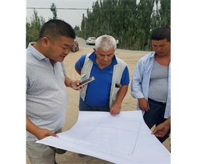 Foreign experts guide Xinjiang users in land surveying and land hydrological rectification
